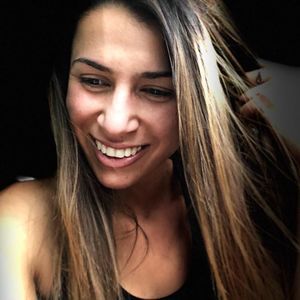 Meet your Posher, Batool